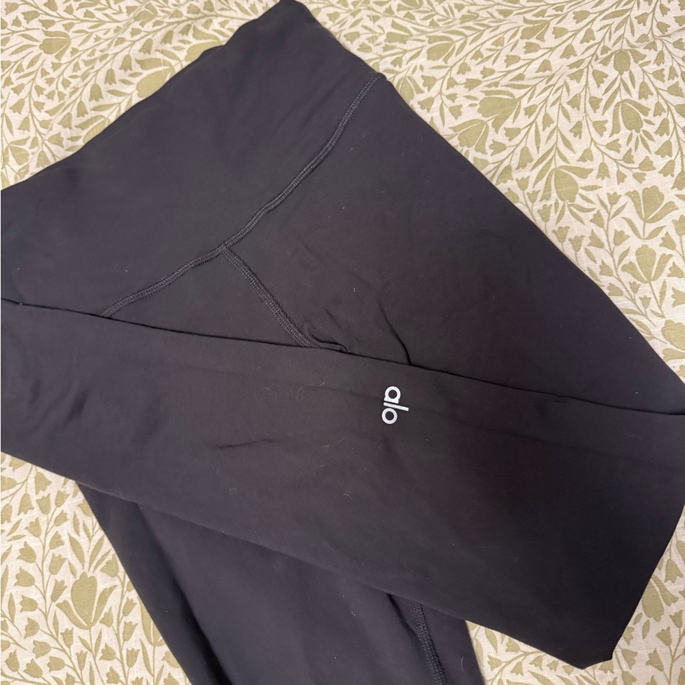 ALO Yoga Charcoal Leggings